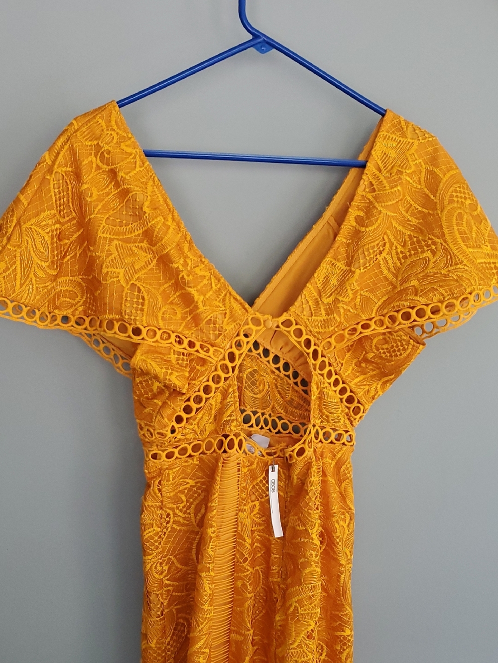 NWT ASOS Vibrant Mustard Lace V-Neck Midi Dress - Picture 4 of 6